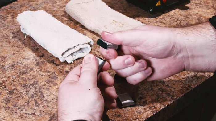 Once red-hot, blow on the coals to ensure complete glowing.