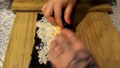 Seal the roll completely, using the moistened edge.