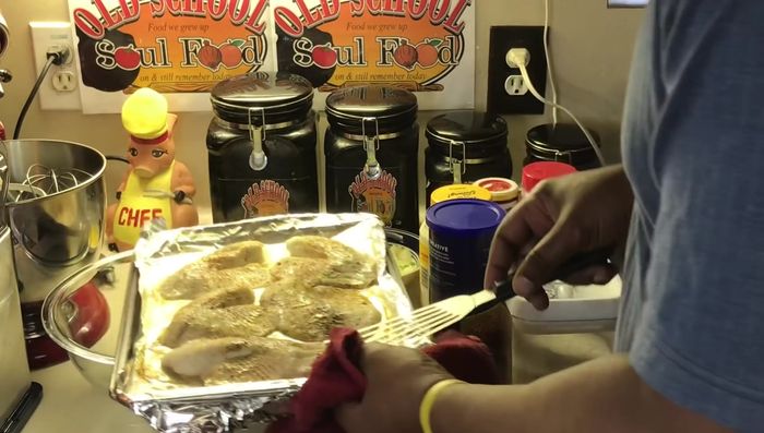Let the cooked tilapia cool slightly in a bowl (about 30 minutes).