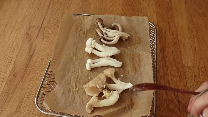 Season mushrooms with shio koji or salt (146.64).