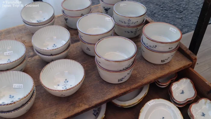 Japanese pottery bowls and plates
