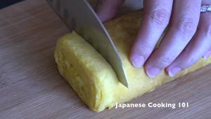 Fluffy Tamagoyaki: Japanese Rolled Omelet Recipe