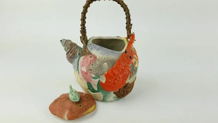 Rare Banko teapot, marine life design