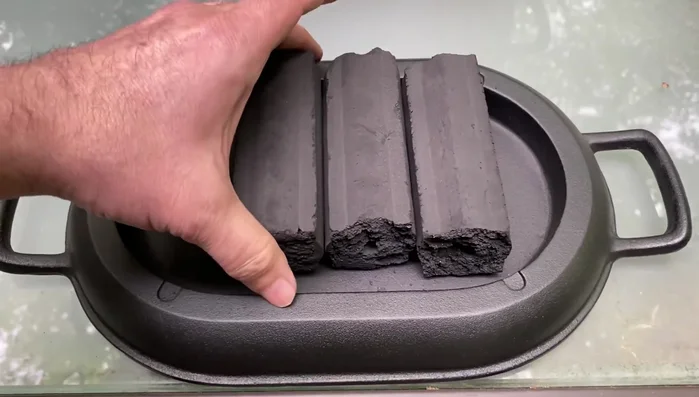 Iwachu pot lid with binchotan charcoal