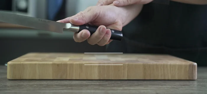Kasumi Yanagiba knife ergonomic handle