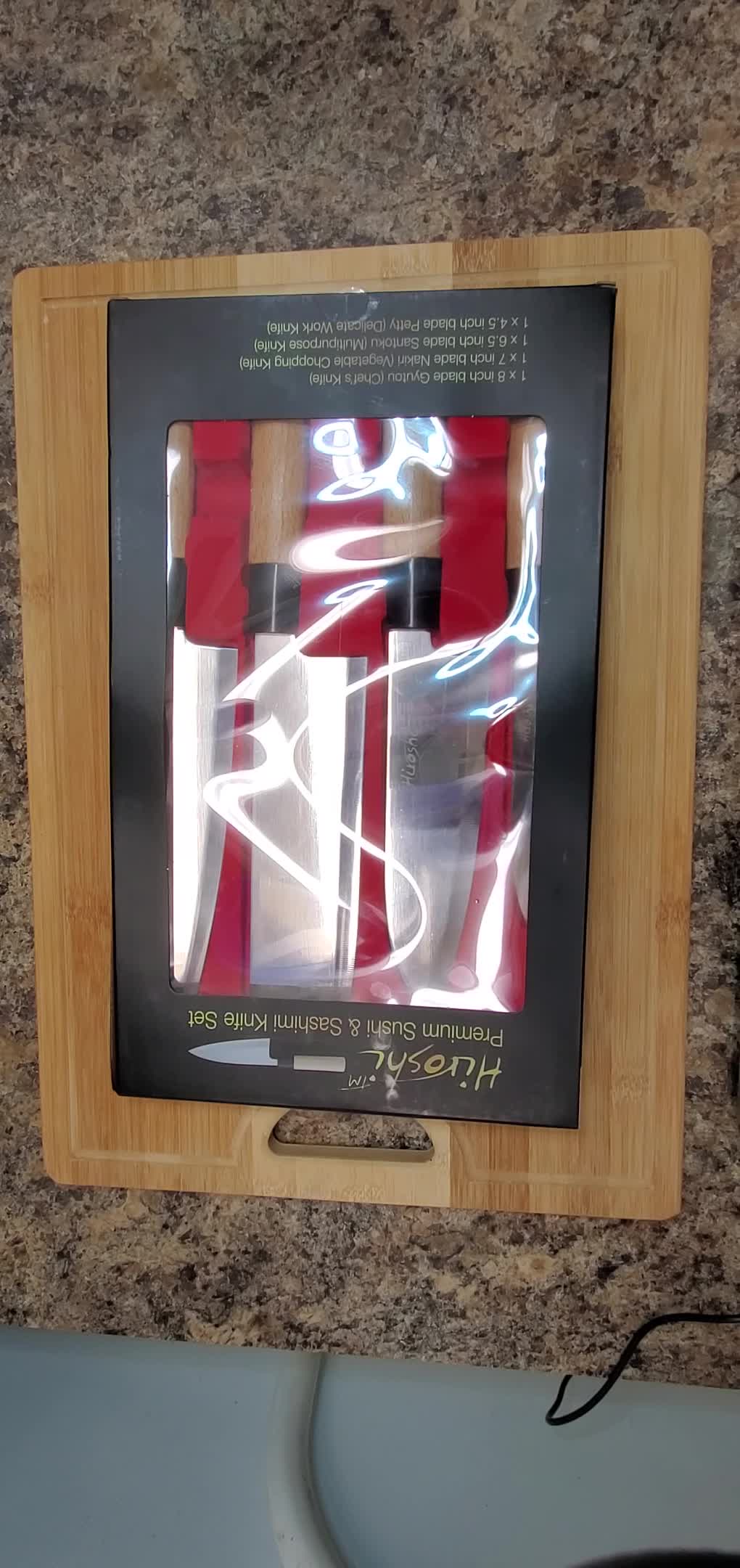 Hiruchi knife set in wooden box