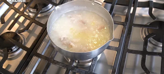 Add chopped white part of green onions for aroma.