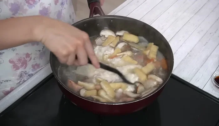 Add the loosened sake lees mixture and simmer for another 3 minutes.