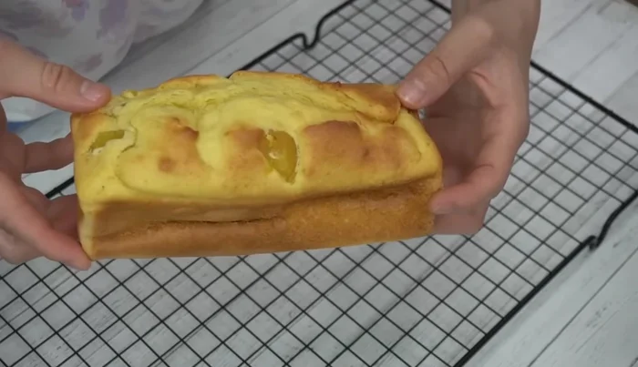 Remove the cake from the mold and let it cool completely. Wrap in plastic wrap and refrigerate overnight for a moister texture.