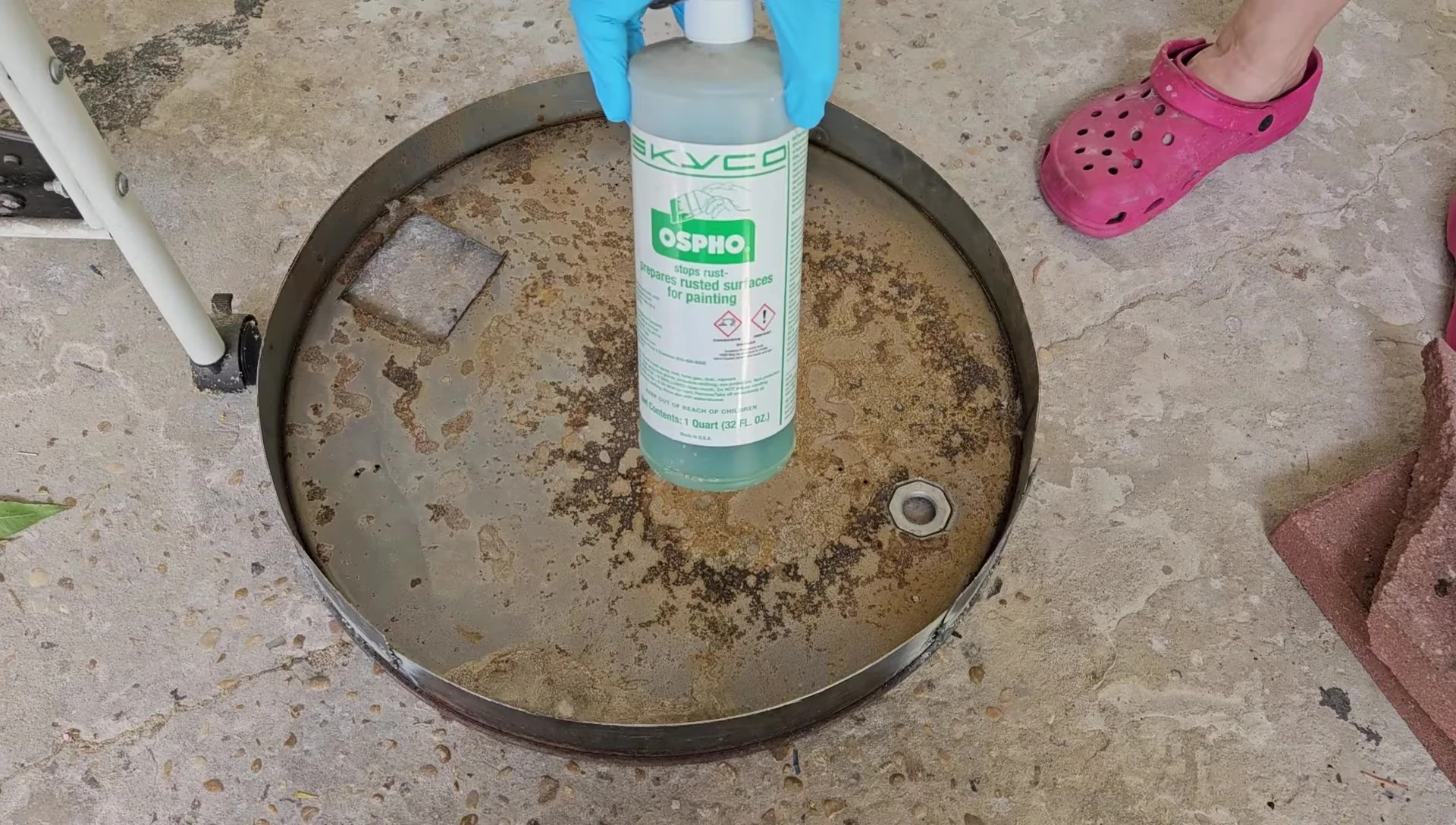 Welding metal flange onto barrel kiln