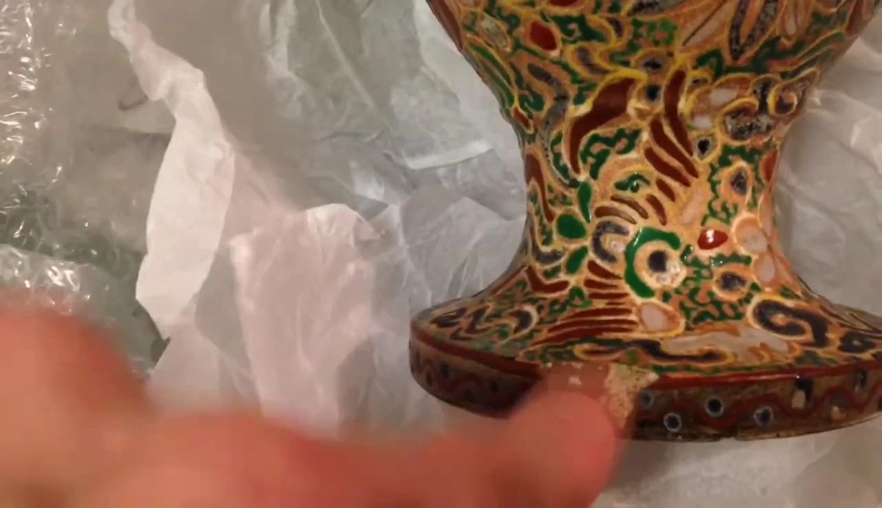 Antique Japanese Kinkozan vase