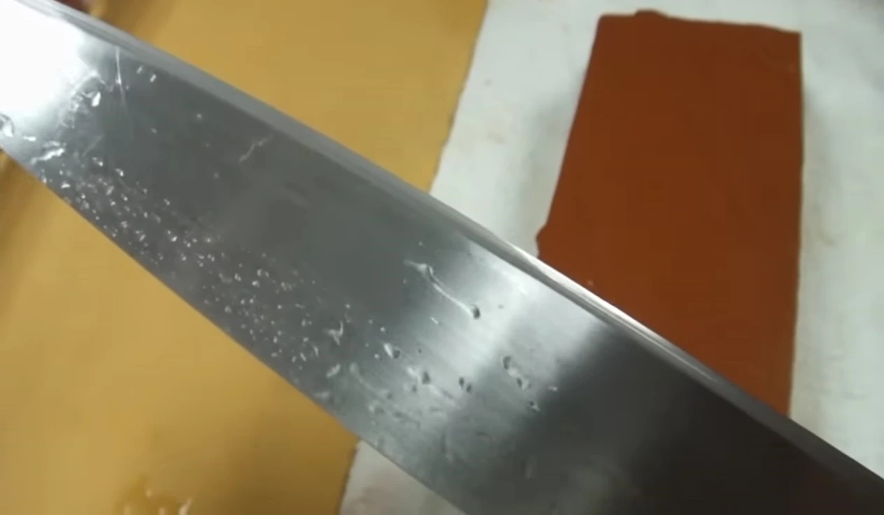 Knife sharpening: 6000-grit stone polishing