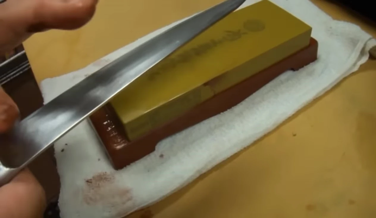 Knife sharpening with 6000-grit stone