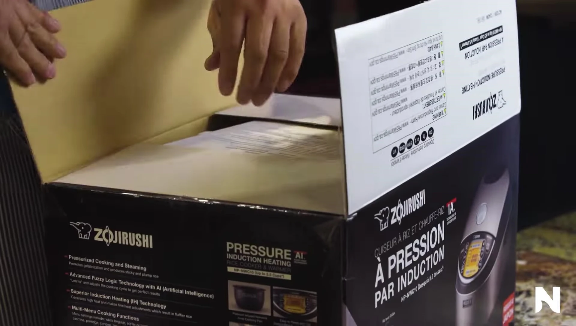 Zojirushi NP-NWC10 rice cooker unboxing