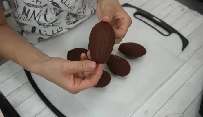 Remove from oven, unmold immediately, and let cool completely.