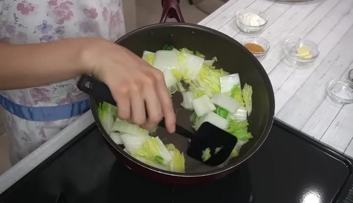 Increase heat to medium and evaporate any excess water.
