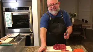 Yanagiba vs. Sujihiki Knives: A Comprehensive Comparison