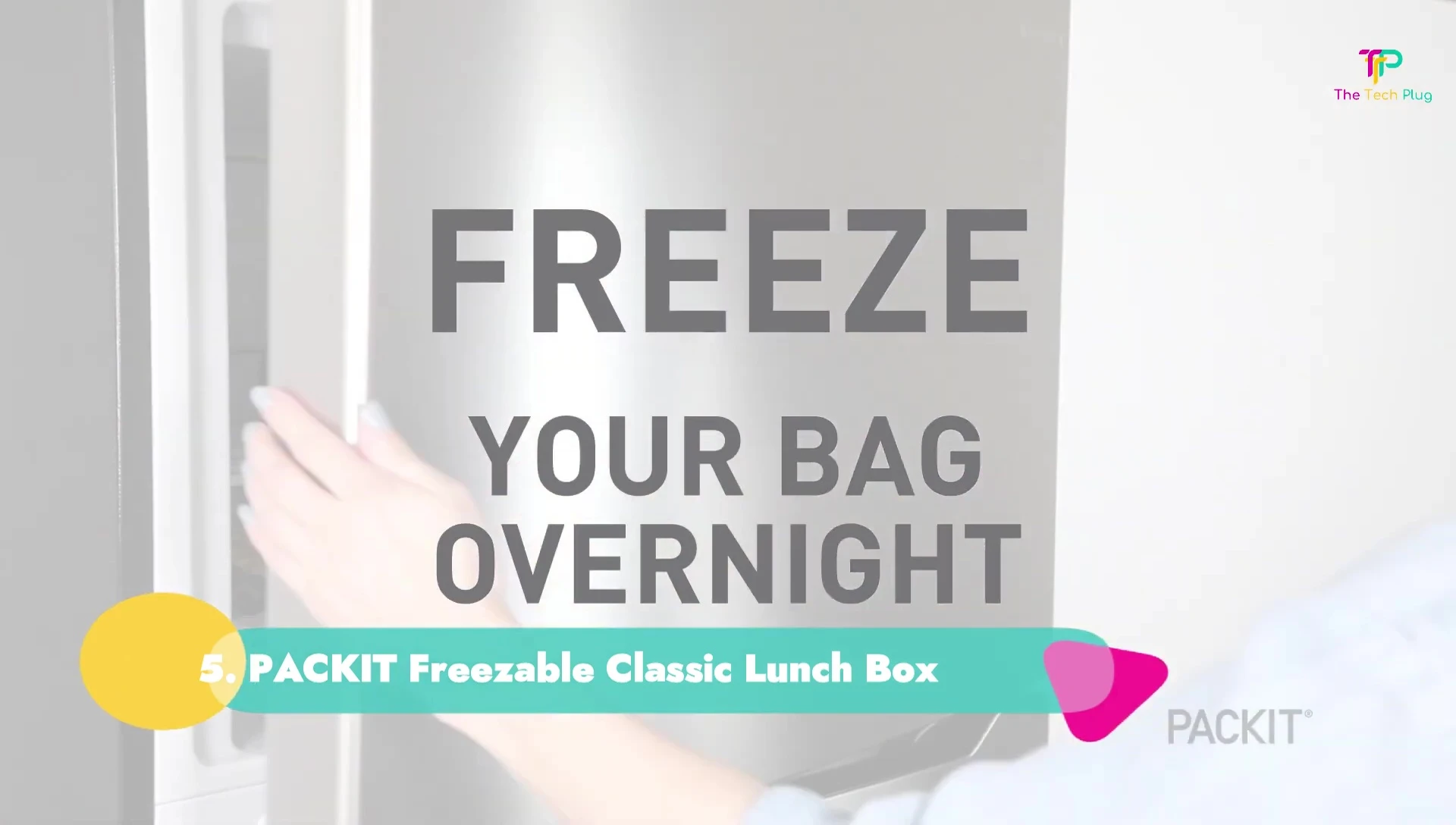 The Packet Freezable lunchbox showcasing its clippable buckle handle.