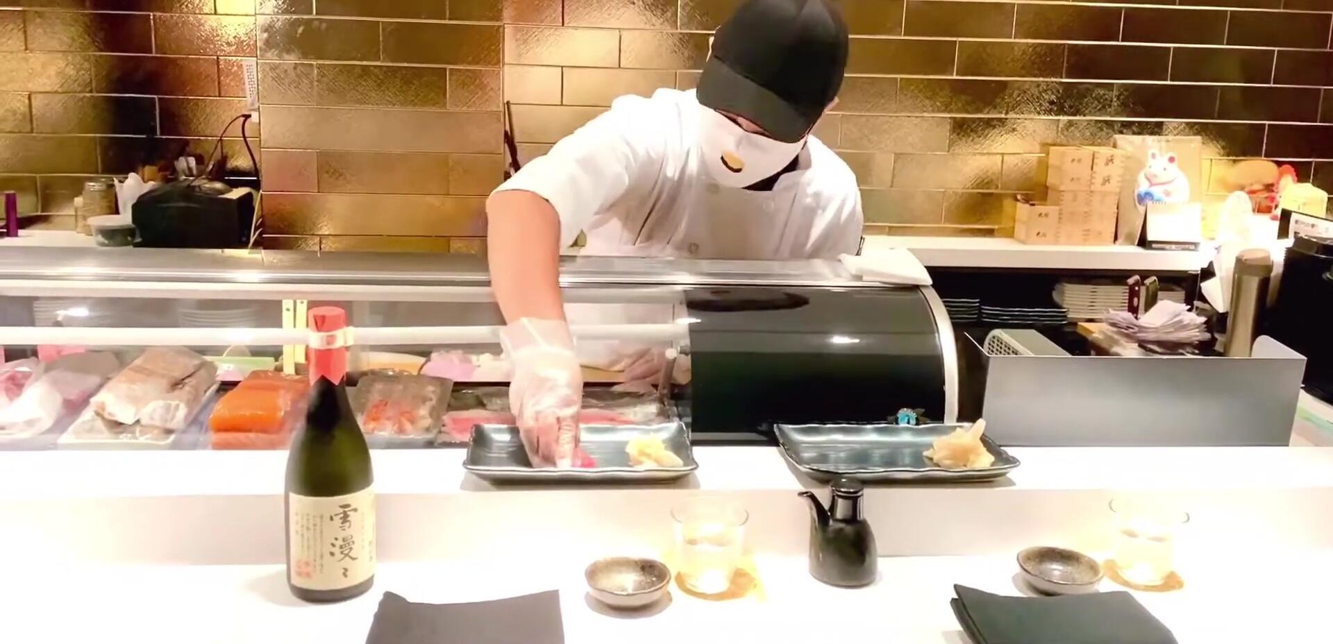 Chef presenting the premium tuna.