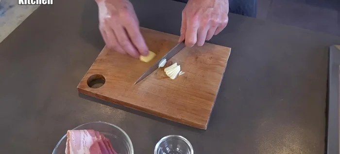 Finely chop the garlic.