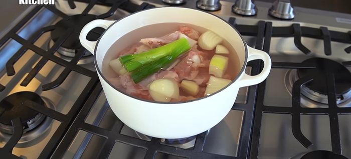 Bring to a boil over high heat, then reduce heat and simmer (266.12).