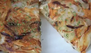 Crispy Onion Yakitori: Easy Okonomiyaki-Style Grilled Onions