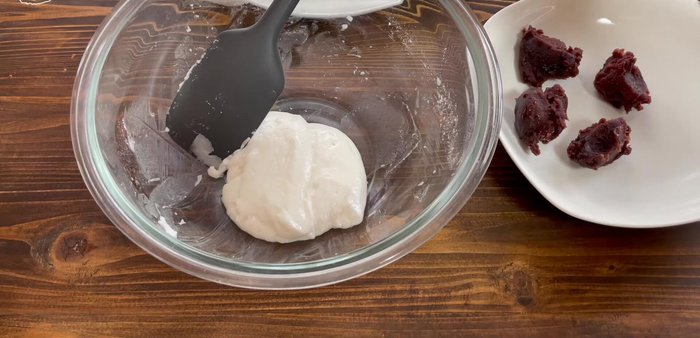 Dust your hands with rice flour to prevent sticking.