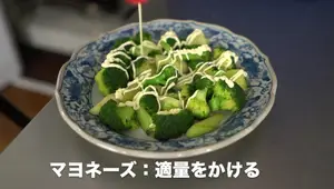 2-Ingredient Steamed Broccoli with Spicy Minced Pork