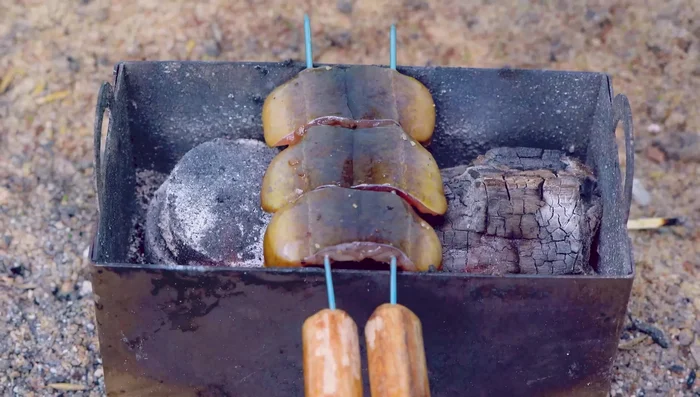 Grill the eel.