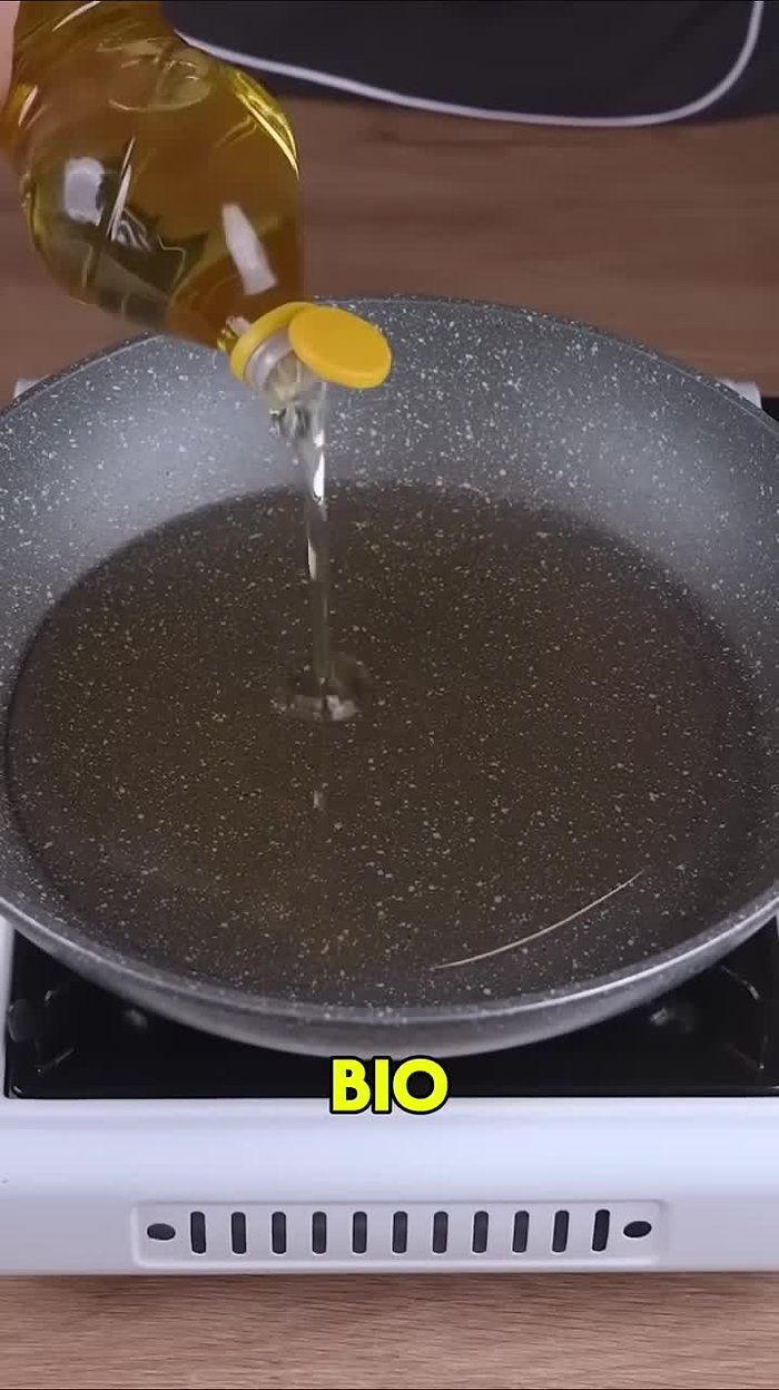 Heat vegetable oil and 50g of butter in a large skillet over medium-low heat.