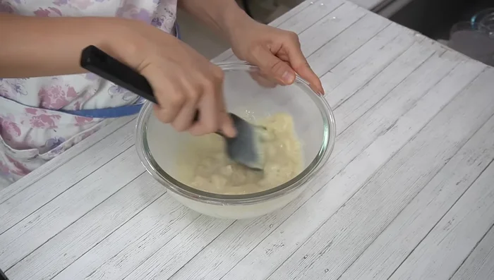 Stir well and either tear into pieces or let it harden in a water-soaked Tupperware container.