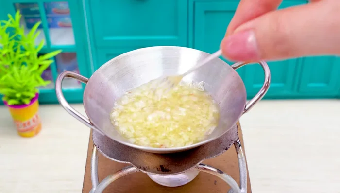 Prepare the bell pepper mixture: cooking oil, onions, bell peppers, salt, black pepper, and oyster sauce.