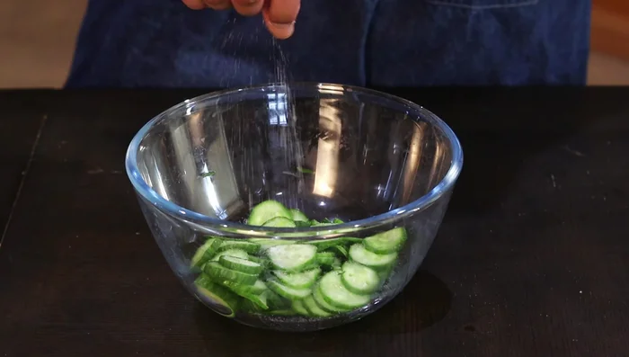 Prepare the sauce for the tuna: combine sugar or honey, crushed red chili peppers, rice wine vinegar, tamari or soy sauce, smoked paprika, and lime or lemon juice. Mix well and refrigerate. (182.48)