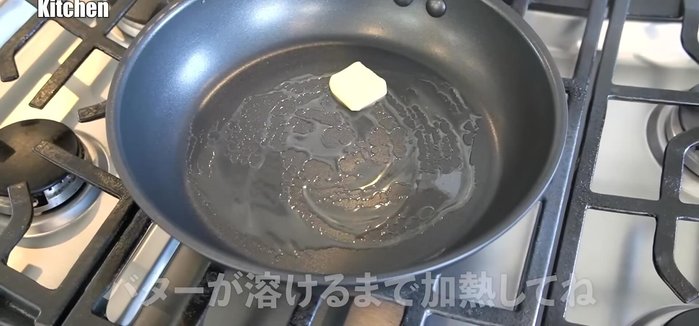 Fry the bread: Melt butter in a frying pan. Fry the assembled bread until golden brown on both sides, using the sides of the pan to crisp the edges.