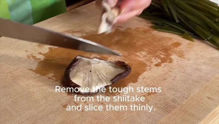 Hiyashi: Cut kombu and shiitake thinly, add to pot with vegan dashi and mirin.