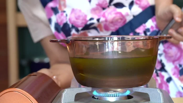 Heat water with kombu to near boil (10 minutes).