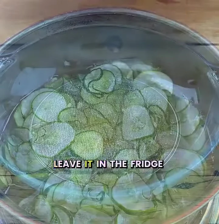 Sweet & Sour Japanese Cucumber Salad: Easy Recipe