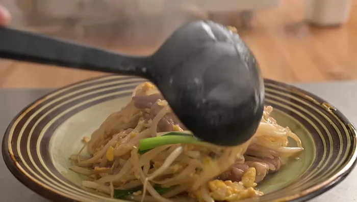 Arrange on a plate and serve.