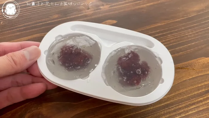 After chilling, if stuck, add a little water to the sides to help remove the mizuman.