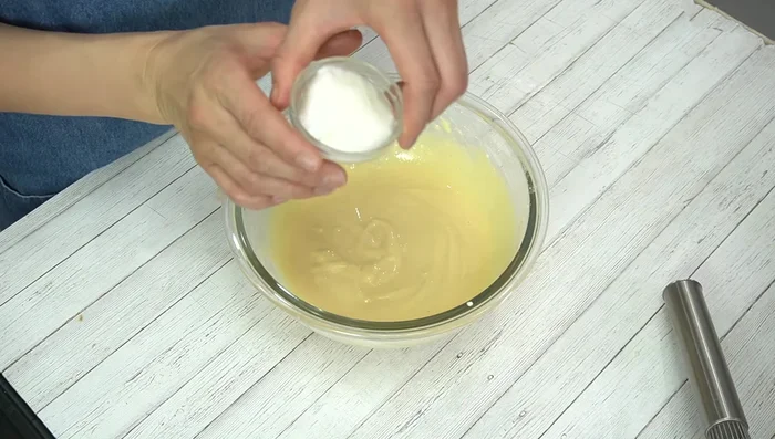 Add the plain yogurt and mix well.
