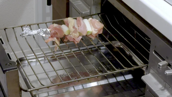 Grill or pan-fry yakitori for 10 minutes, or until browned on both sides.