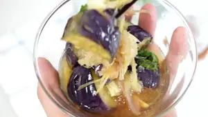 3 Easy Eggplant Recipes for Shochu & Sake Lovers