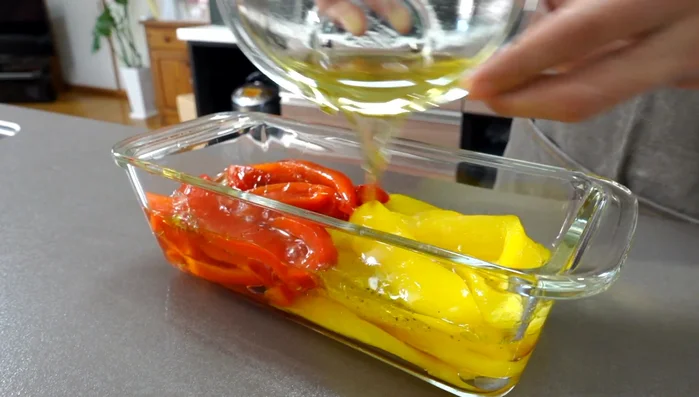 Combine the cut peppers and marinade in a bowl.