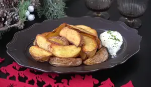 Crispy Skin-On French Fries: Easy Recipe with Garlic Sauce