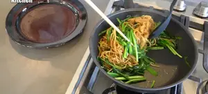 Simple & Delicious Chive Yakisoba Recipe