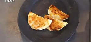 Crispy Snack Gyoza: Easy &amp; Quick Recipe (Minced Pork &amp; Green Onions)