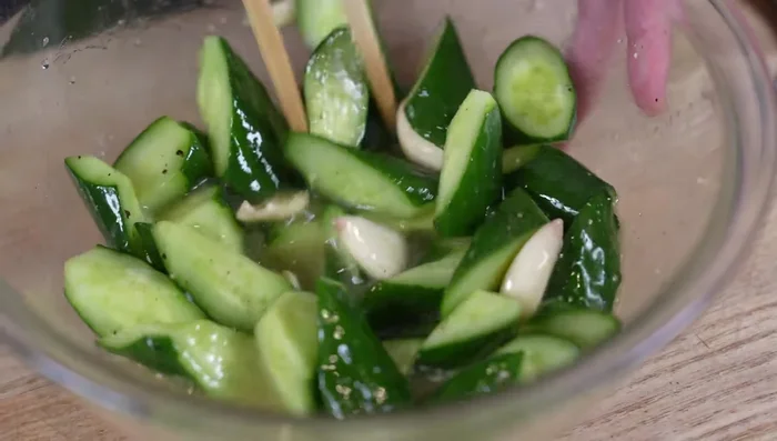 Add water, mix again. Refrigerate for 3 hours.