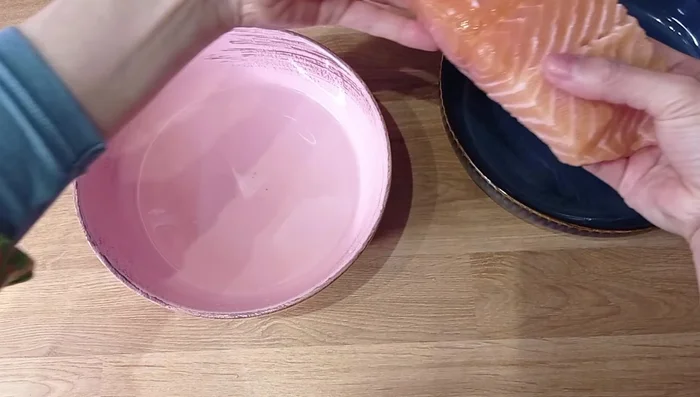 Wash and drain the 300g of skinless salmon. Place the salmon in the prepared saltwater mixture, skin-side up. Ensure the salmon is fully submerged.