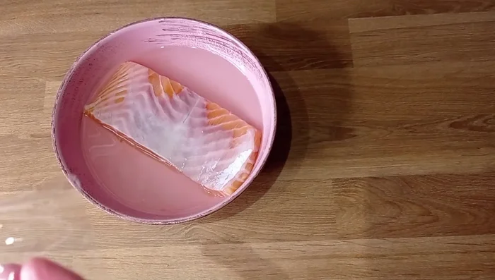 Cover the bowl with cling film and refrigerate for 24 hours.