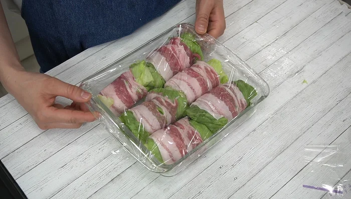 Microwave at 600W for 6 minutes (adjust time for 500W). [219.48]